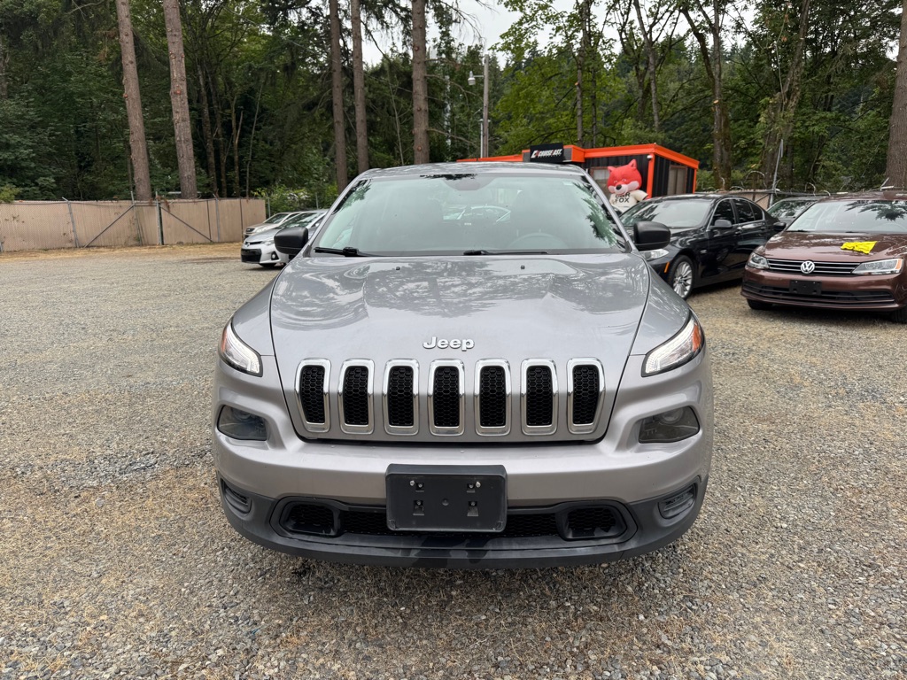 Photo 2 of this JEEP CHEROKEE