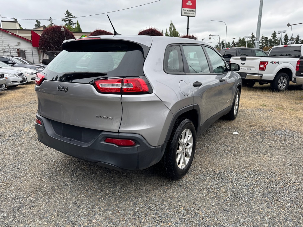 Photo 4 of this JEEP CHEROKEE