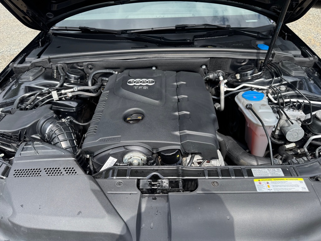 Photo 16 of this AUDI A4