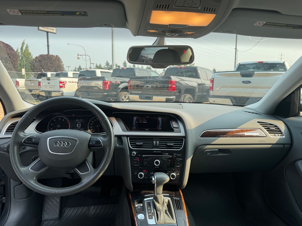 Photo 8 of this AUDI A4