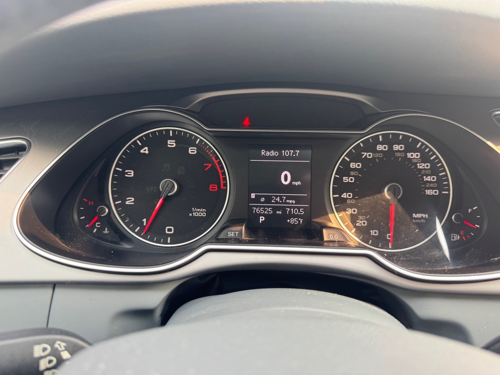Photo 12 of this AUDI A4