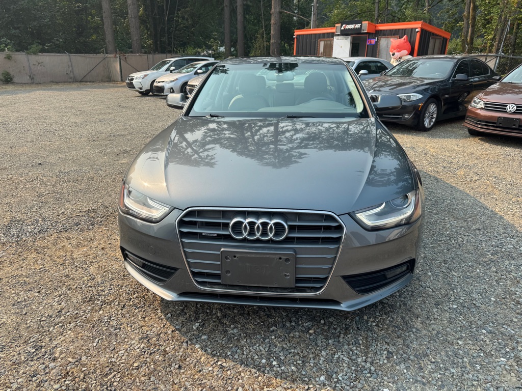 Photo 2 of this AUDI A4