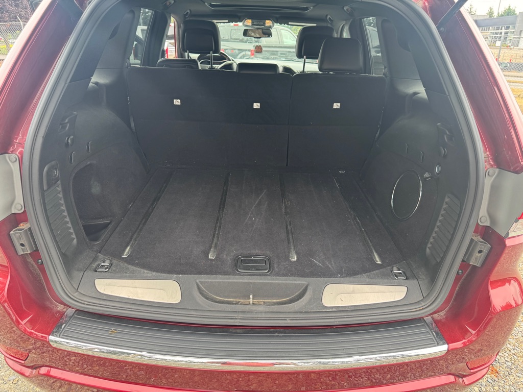 Photo 16 of this JEEP GRAND CHEROKEE