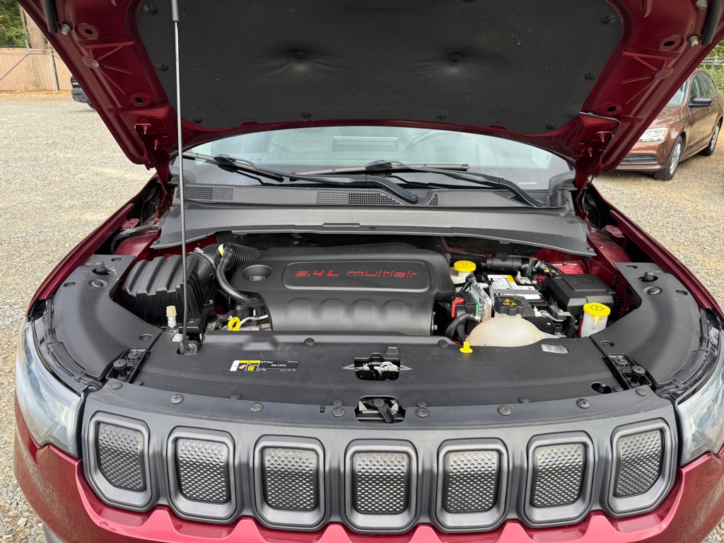 Photo 19 of this JEEP COMPASS