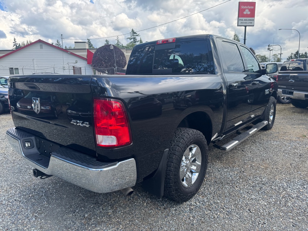 Photo 4 of this RAM 1500