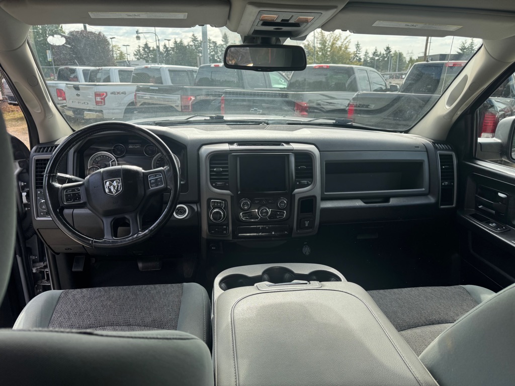 Photo 7 of this RAM 1500 CLASSIC