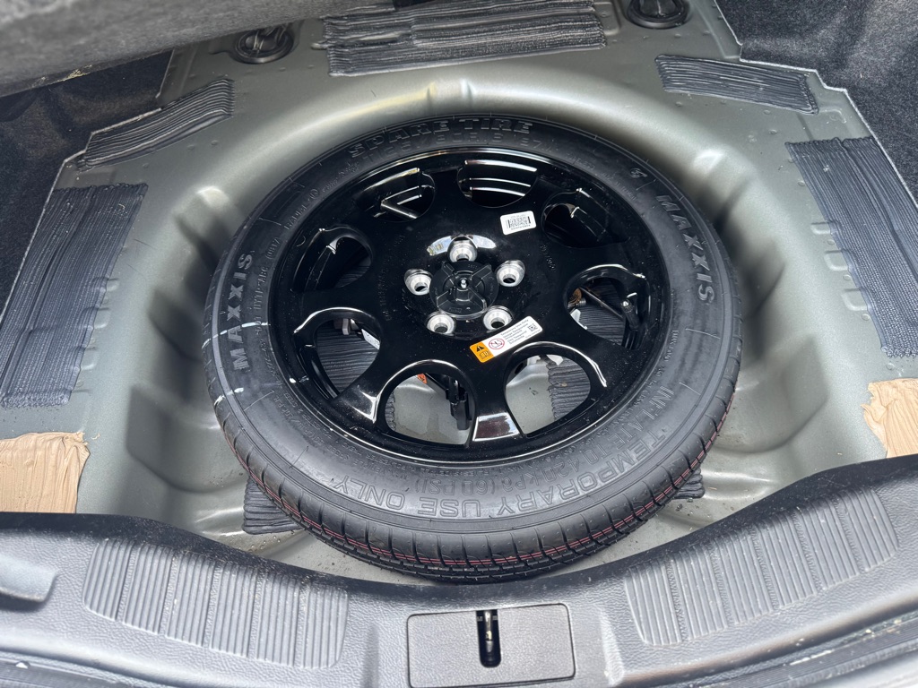Photo 20 of this FORD FUSION