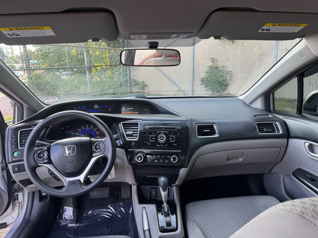 Photo 10 of this HONDA CIVIC