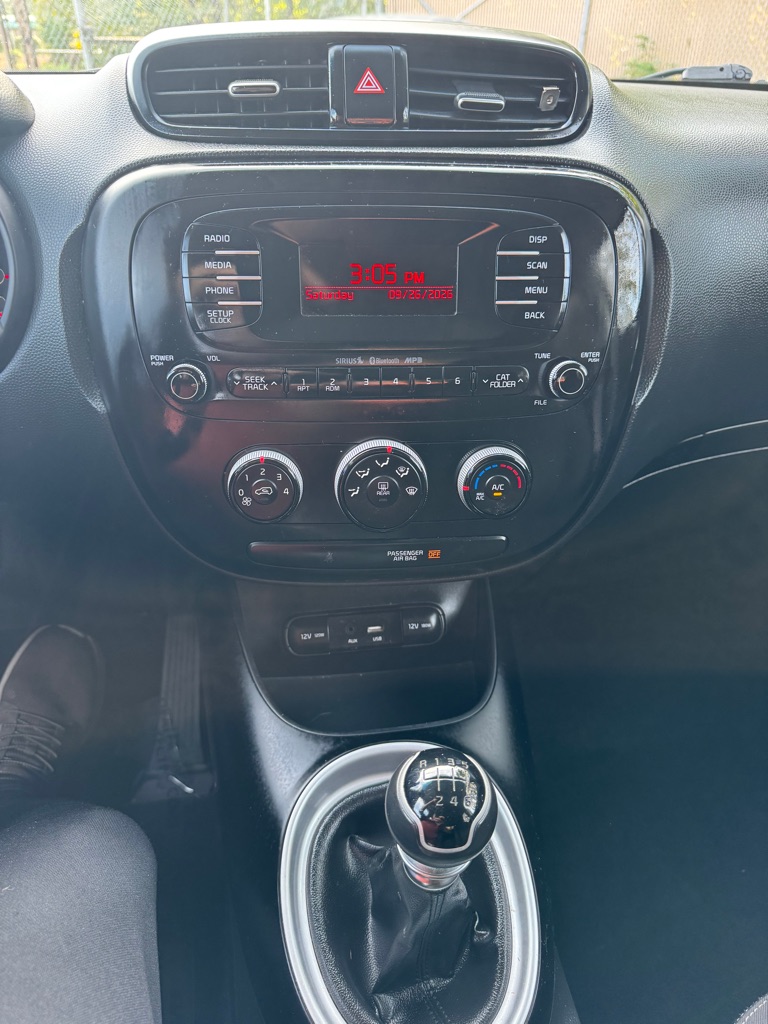 Photo 16 of this KIA SOUL