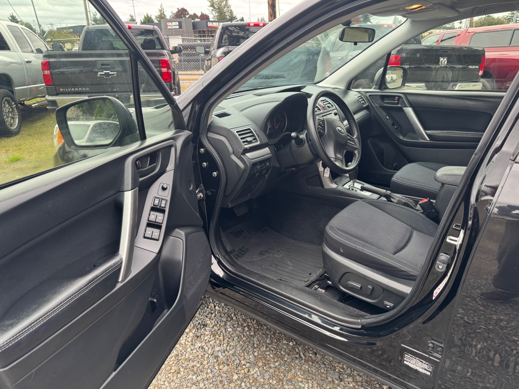 Photo 7 of this SUBARU FORESTER