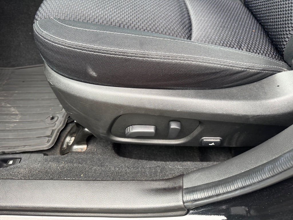 Photo 9 of this SUBARU FORESTER