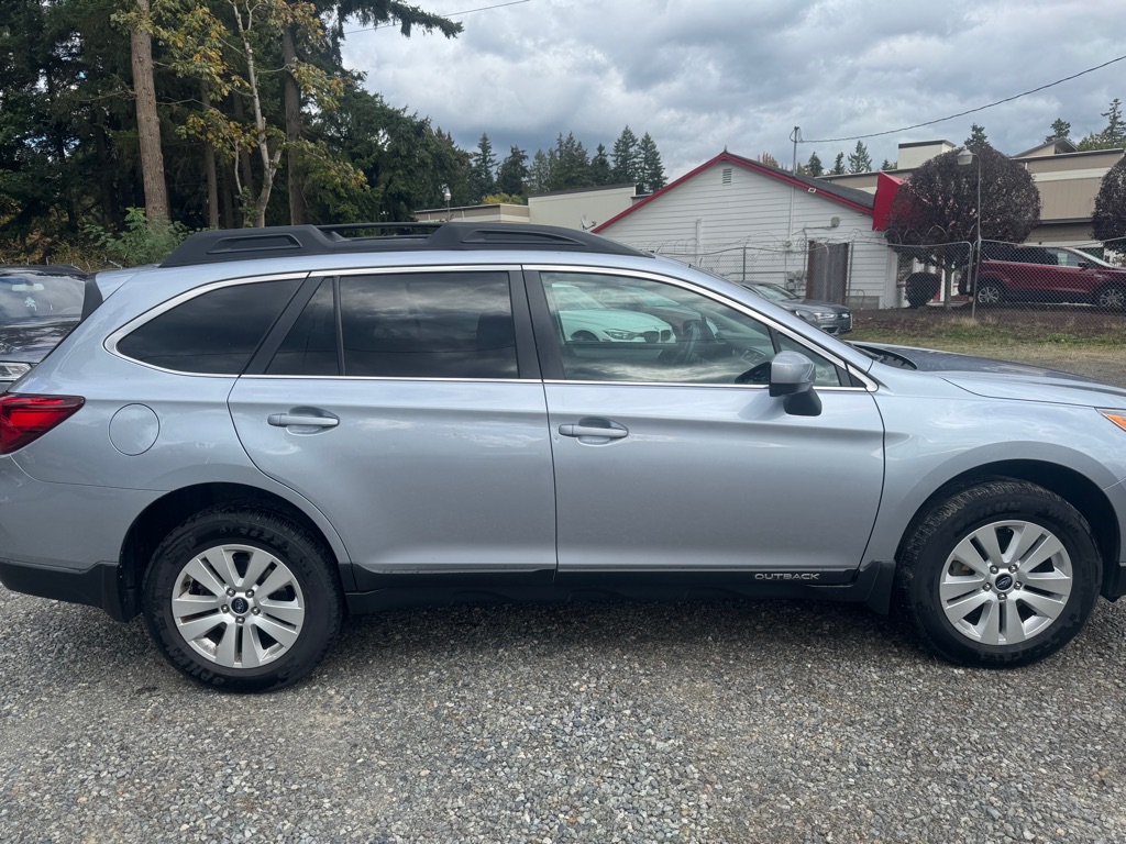 Photo 4 of this SUBARU OUTBACK