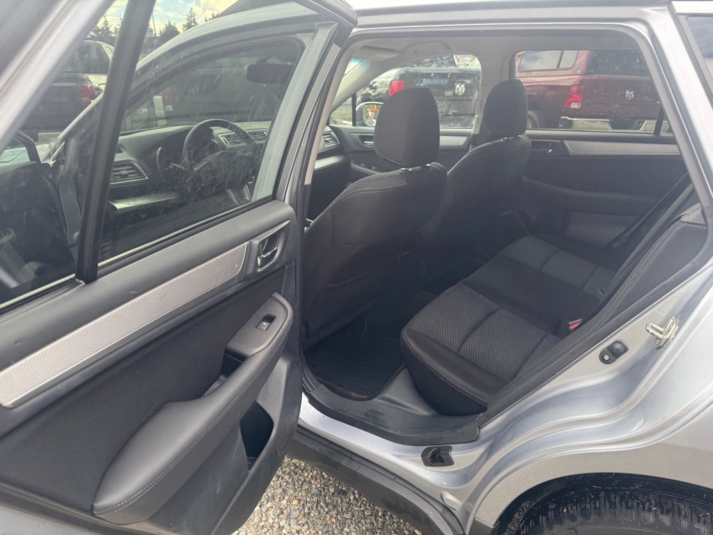 Photo 12 of this SUBARU OUTBACK