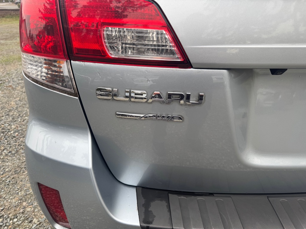 Photo 18 of this SUBARU OUTBACK