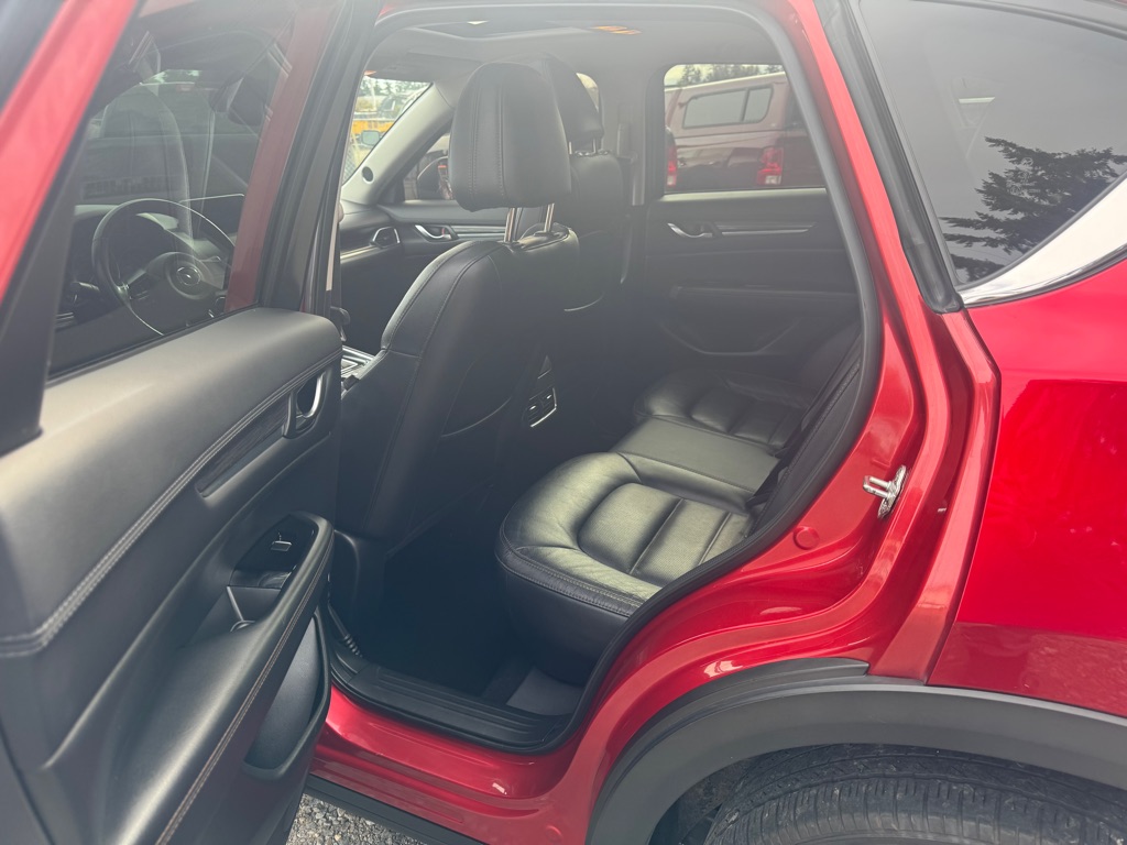 Photo 9 of this MAZDA CX-5