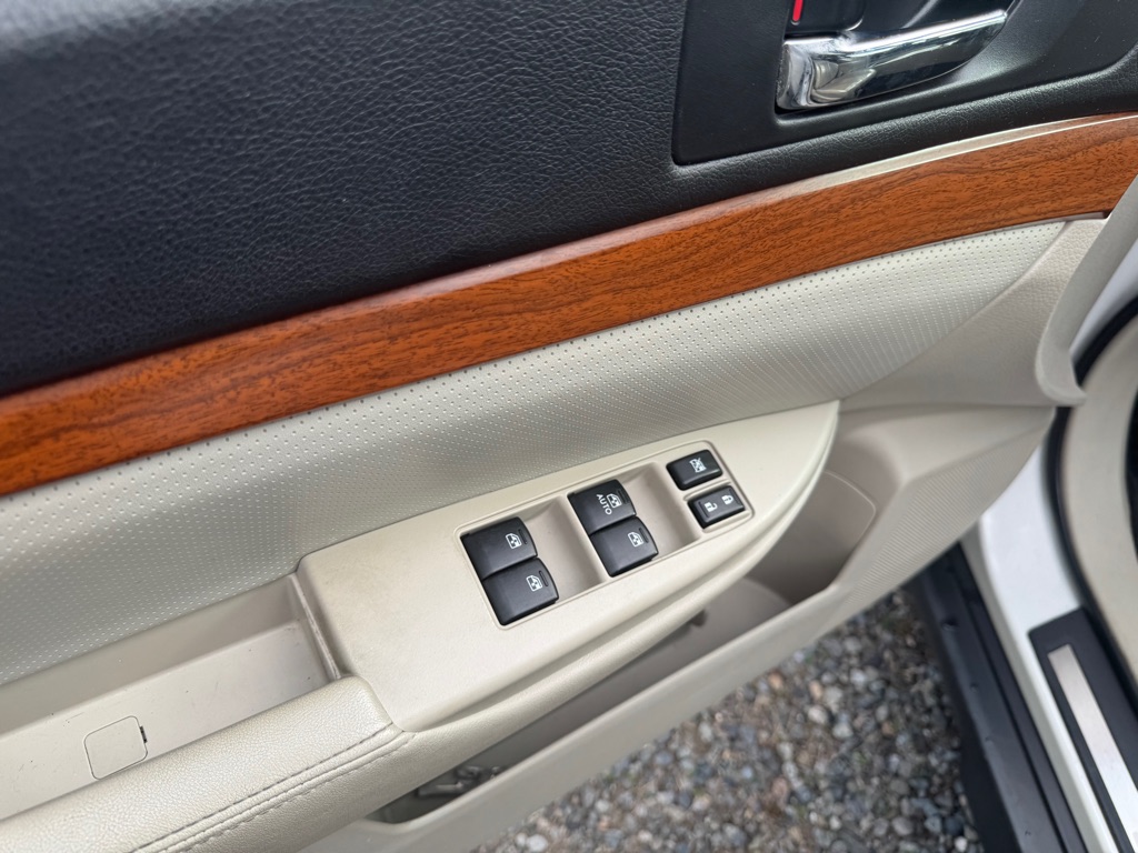 Photo 15 of this SUBARU OUTBACK