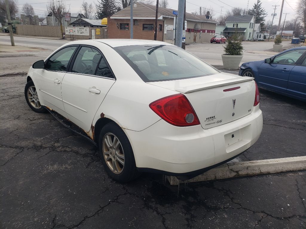 Photo 3 of this PONTIAC G6