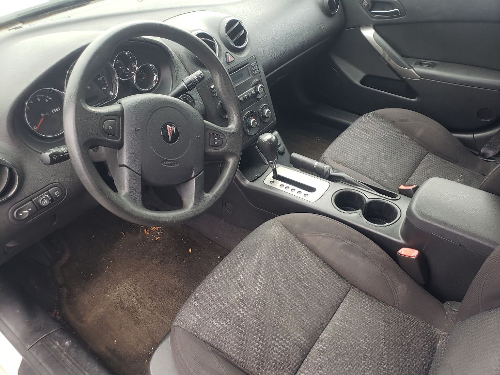 Photo 4 of this PONTIAC G6