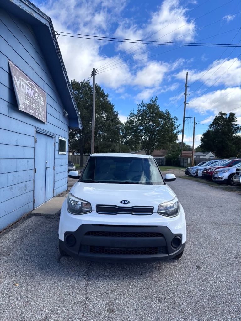 Photo 2 of this KIA SOUL