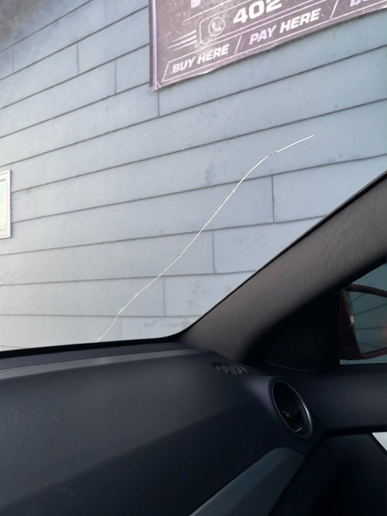 Photo 18 of this MERCEDES-BENZ C-CLASS