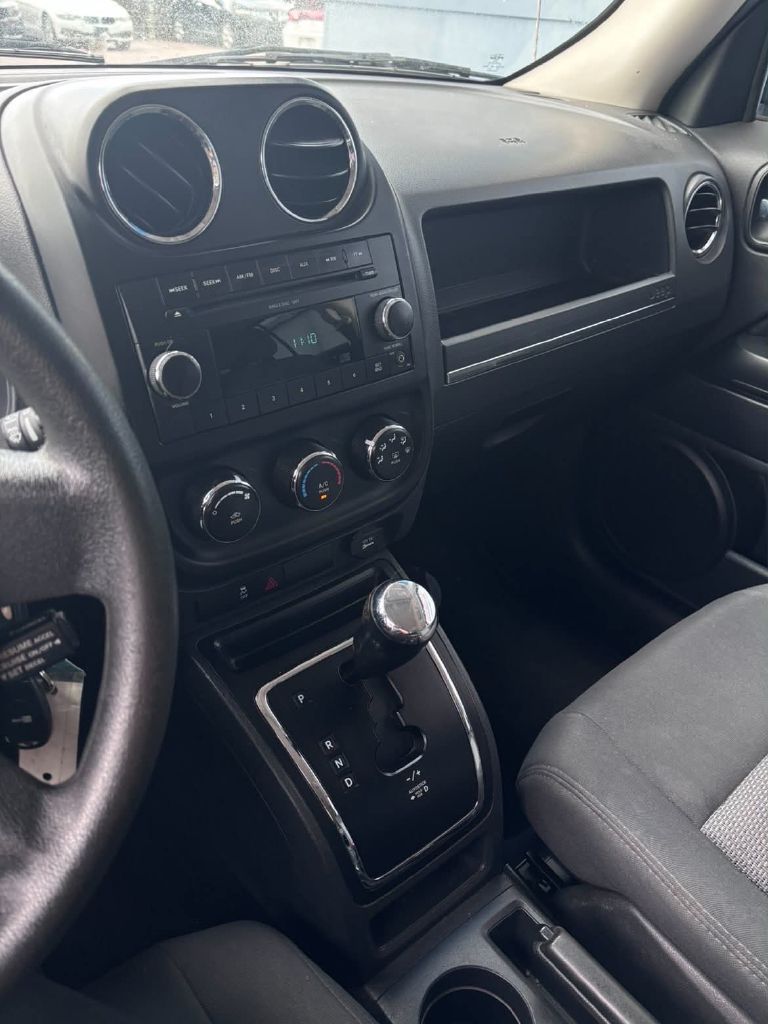 Photo 10 of this JEEP PATRIOT