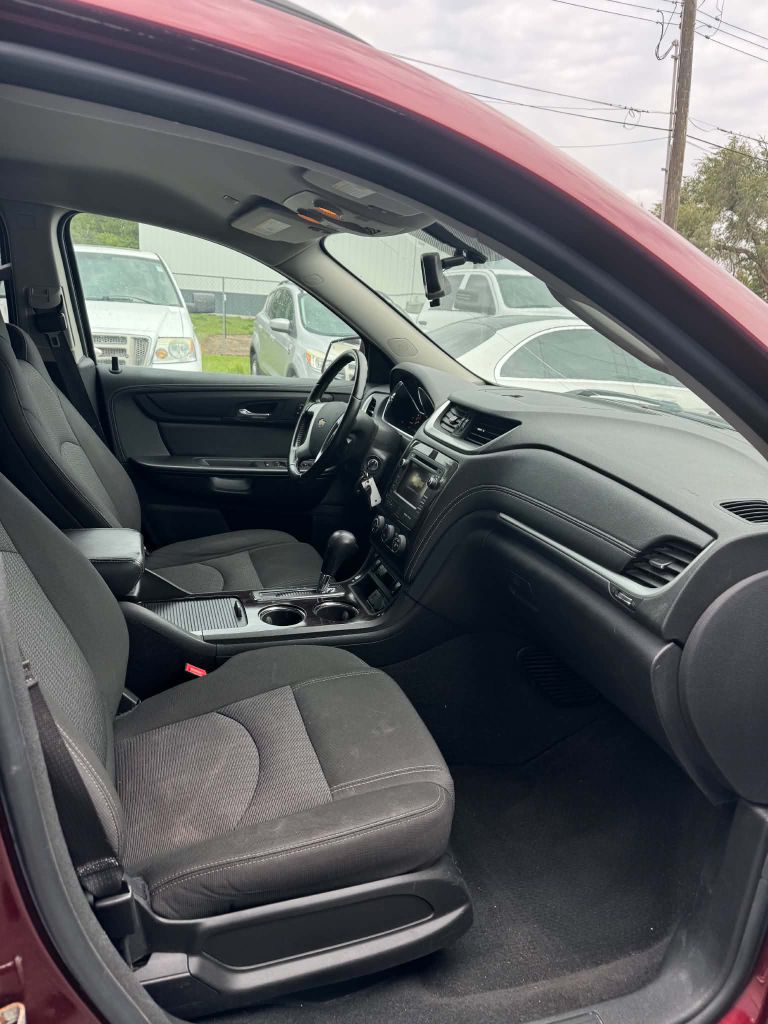 Photo 9 of this CHEVROLET TRAVERSE