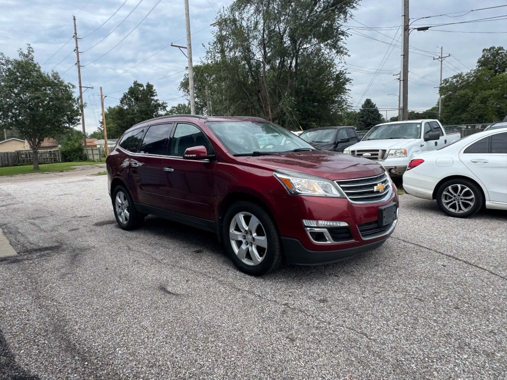 Photo 3 of this CHEVROLET TRAVERSE