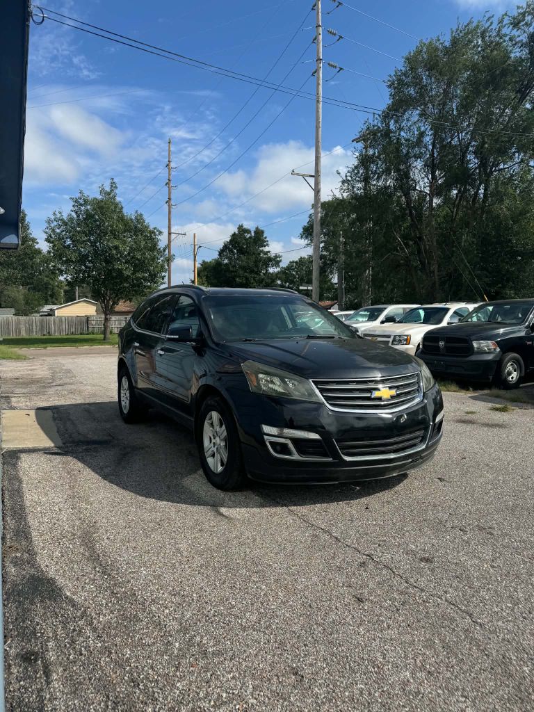 Photo 3 of this CHEVROLET TRAVERSE