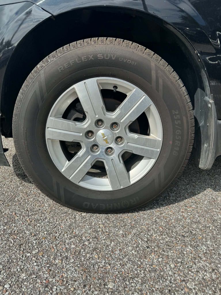 Photo 6 of this CHEVROLET TRAVERSE
