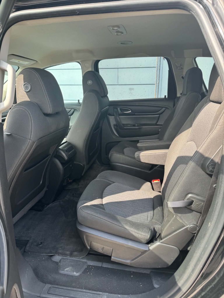 Photo 11 of this CHEVROLET TRAVERSE