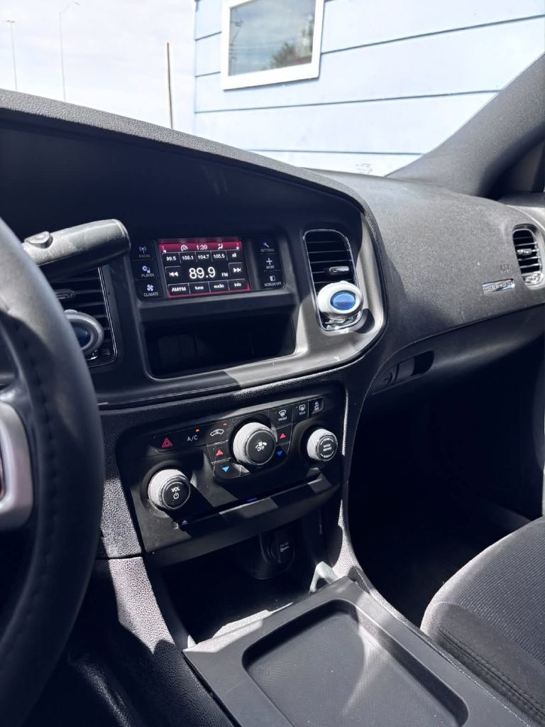 Photo 9 of this DODGE CHARGER