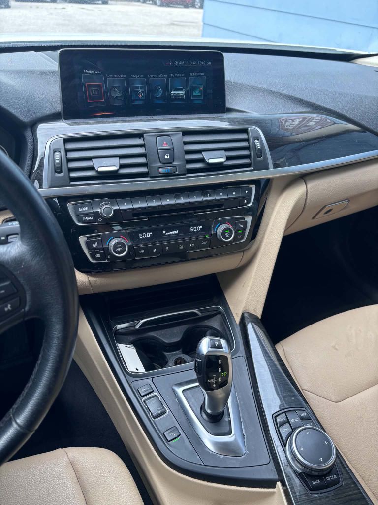 Photo 9 of this BMW 320