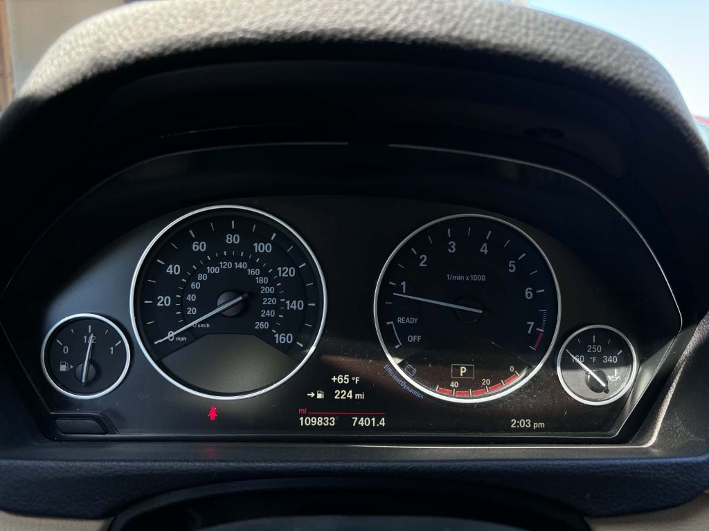 Photo 14 of this BMW 320