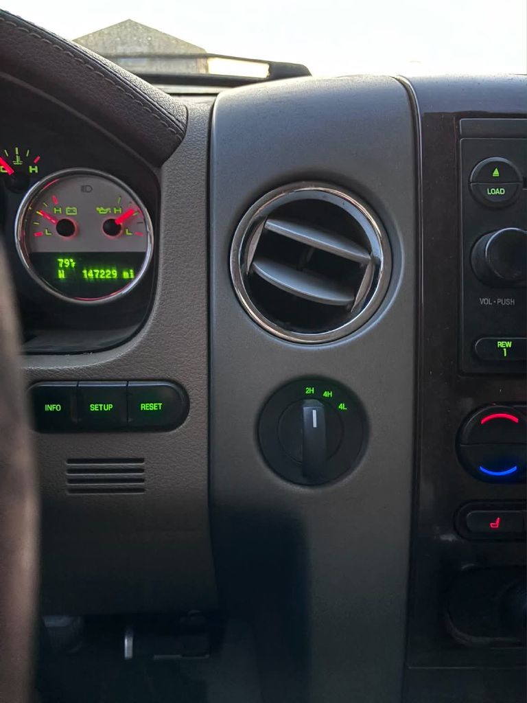 Photo 11 of this FORD F150