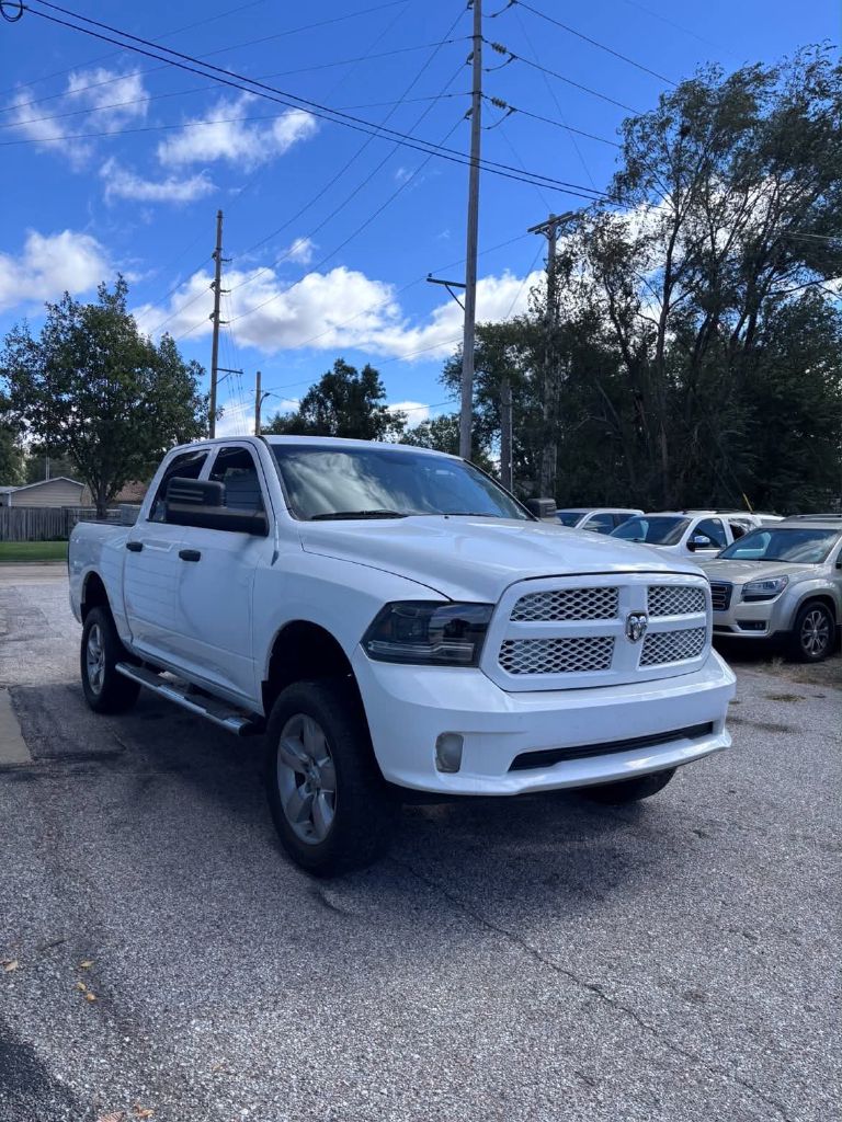 Photo 3 of this RAM 1500