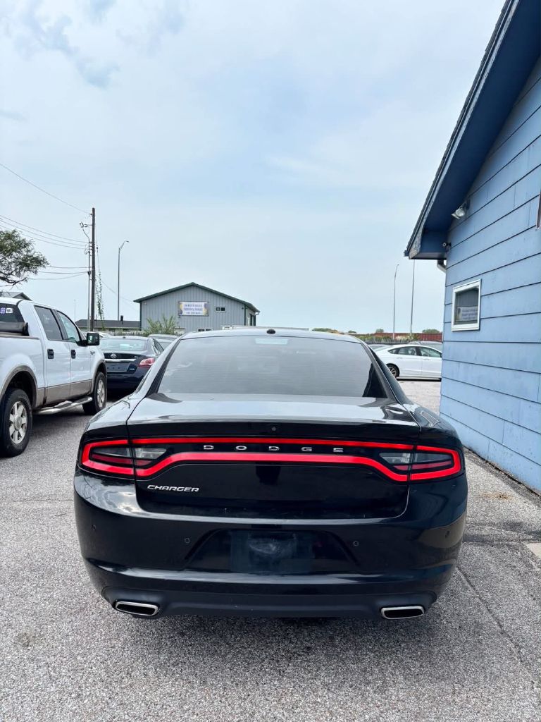 Photo 3 of this DODGE CHARGER