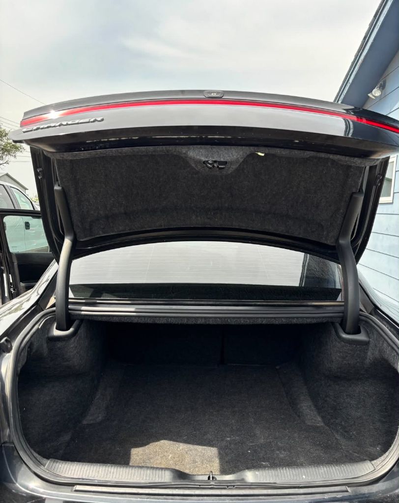 Photo 5 of this DODGE CHARGER