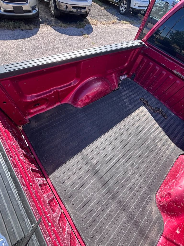 Photo 5 of this FORD F150