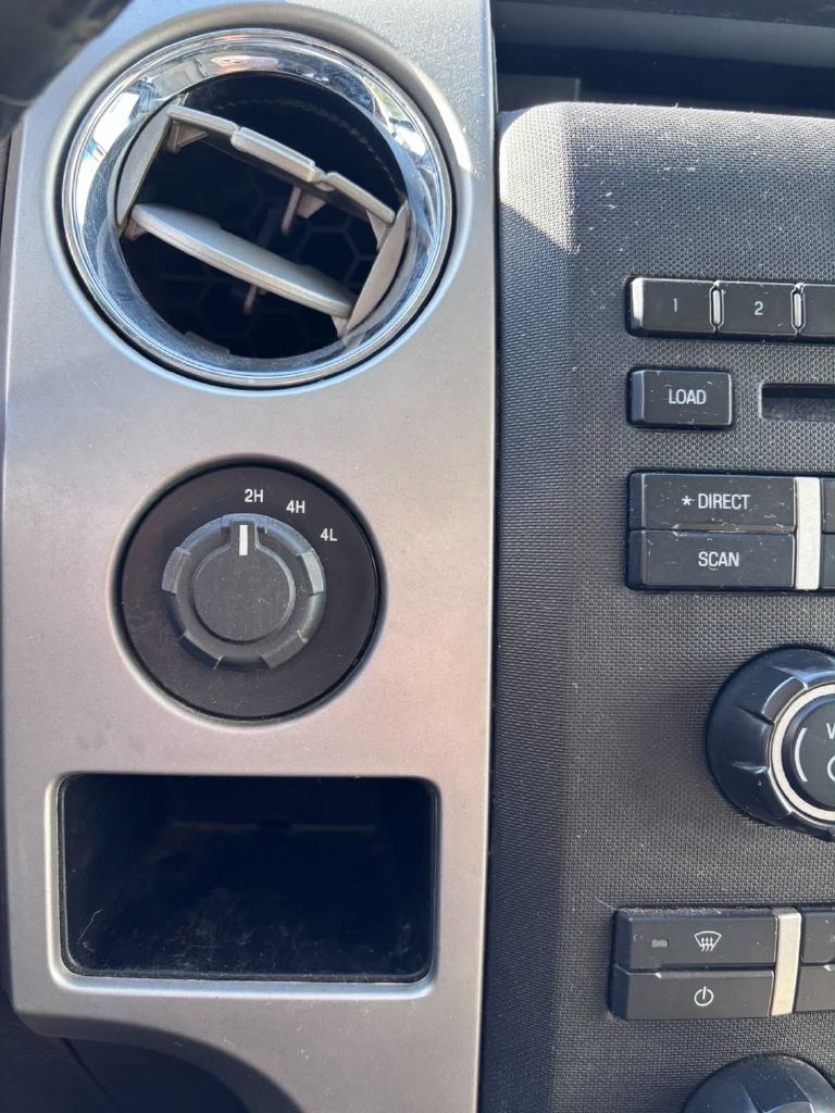 Photo 11 of this FORD F150