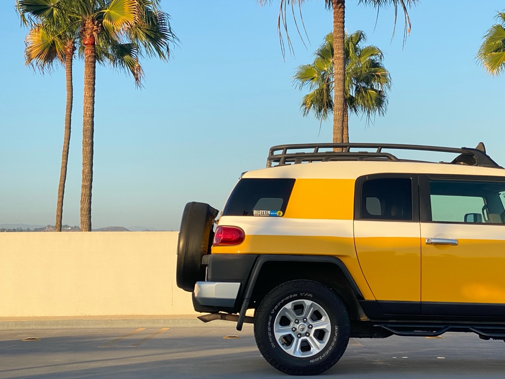 Photo 22 of this TOYOTA FJ CRUISER