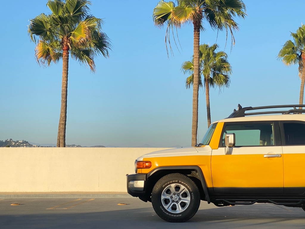 Photo 7 of this TOYOTA FJ CRUISER