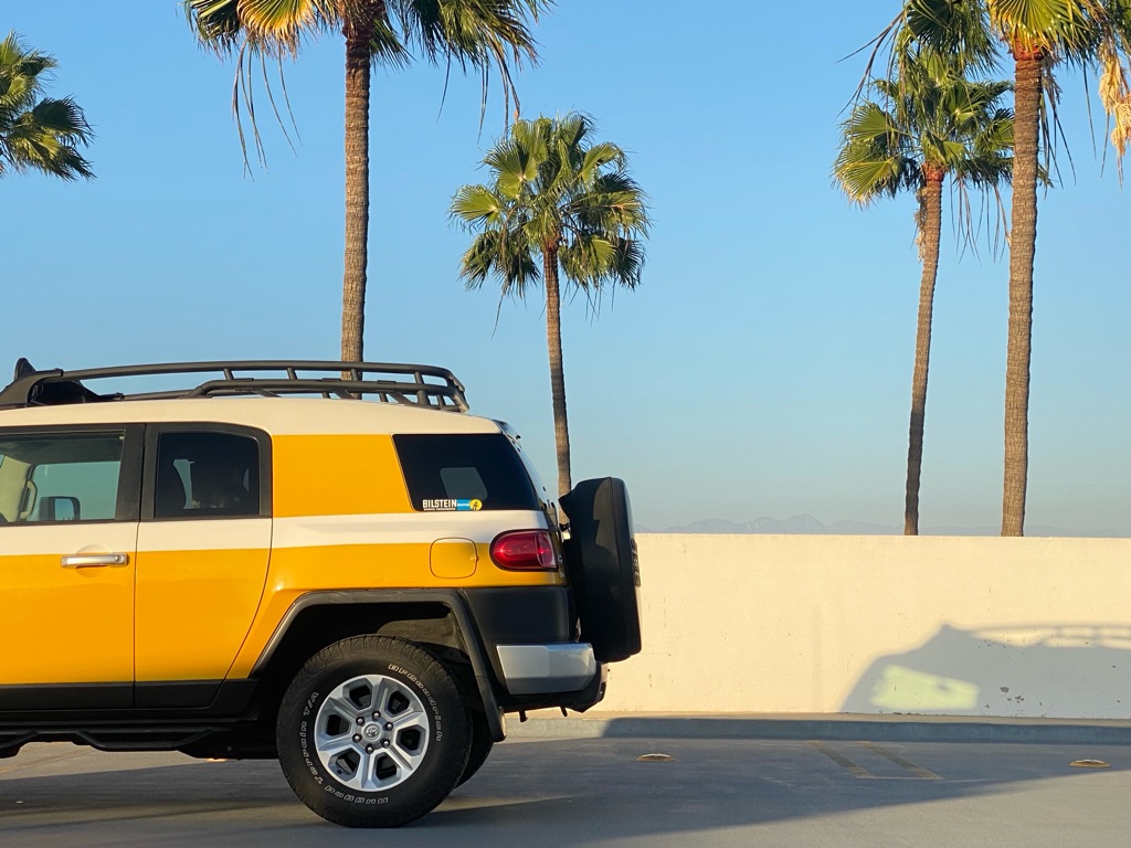 Photo 8 of this TOYOTA FJ CRUISER