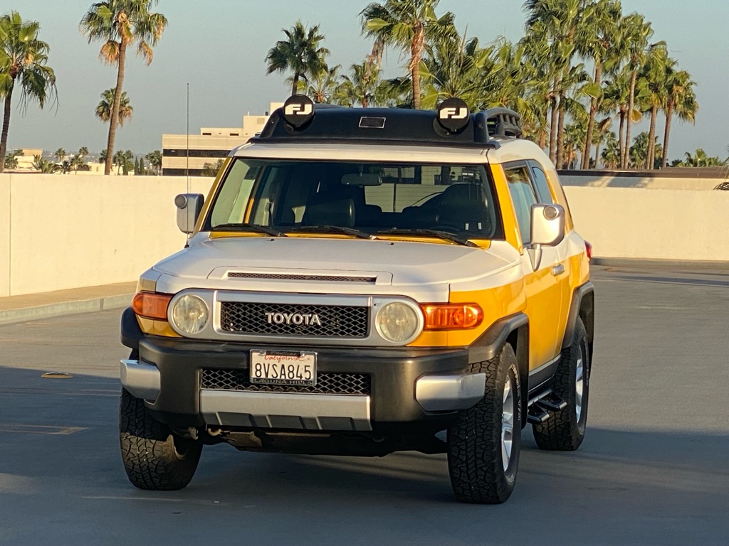Photo 11 of this TOYOTA FJ CRUISER