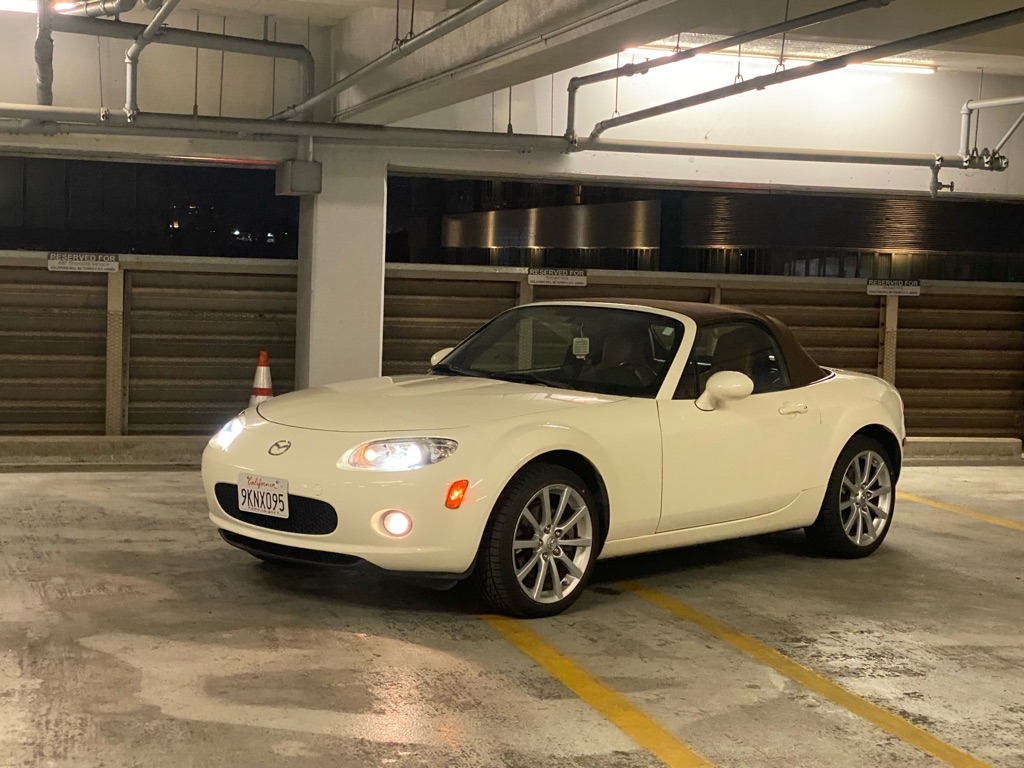 Photo 21 of this MAZDA MX-5 MIATA