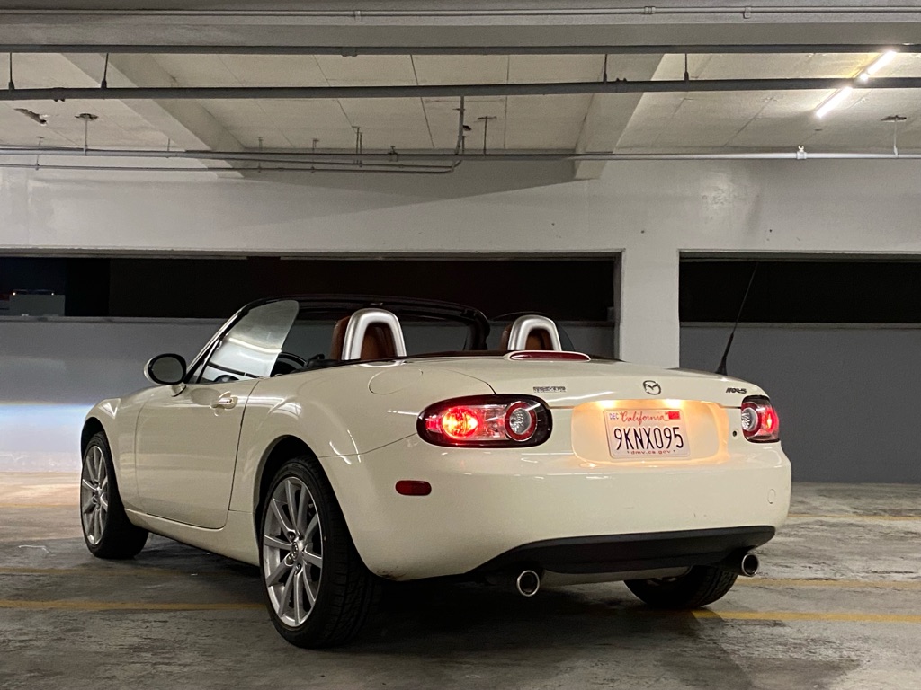 Photo 6 of this MAZDA MX-5 MIATA