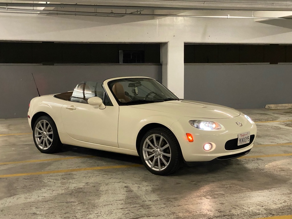 Photo 25 of this MAZDA MX-5 MIATA
