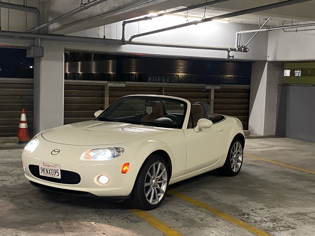 Photo 34 of this MAZDA MX-5 MIATA