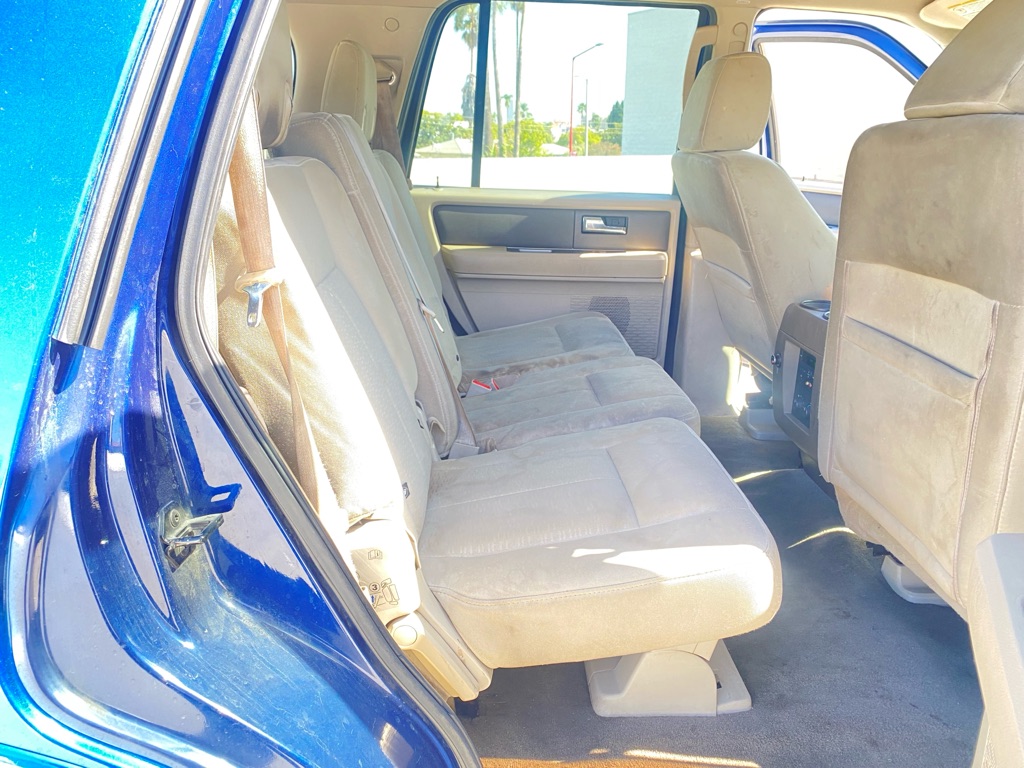 Photo 9 of this FORD EXPEDITION