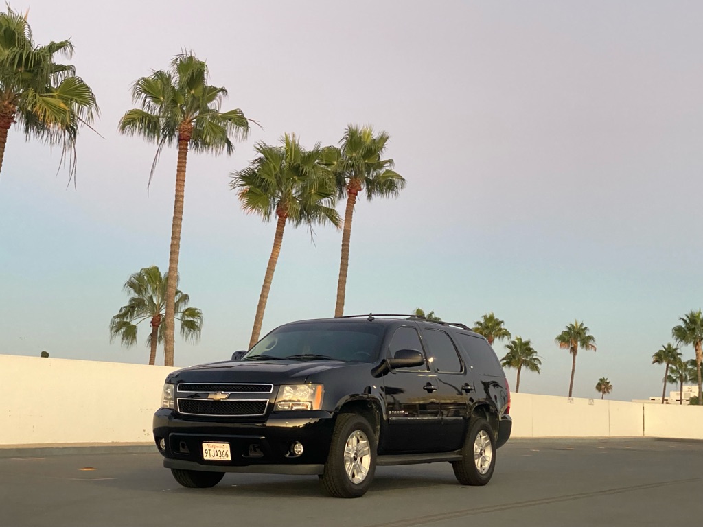 Photo 3 of this CHEVROLET TAHOE