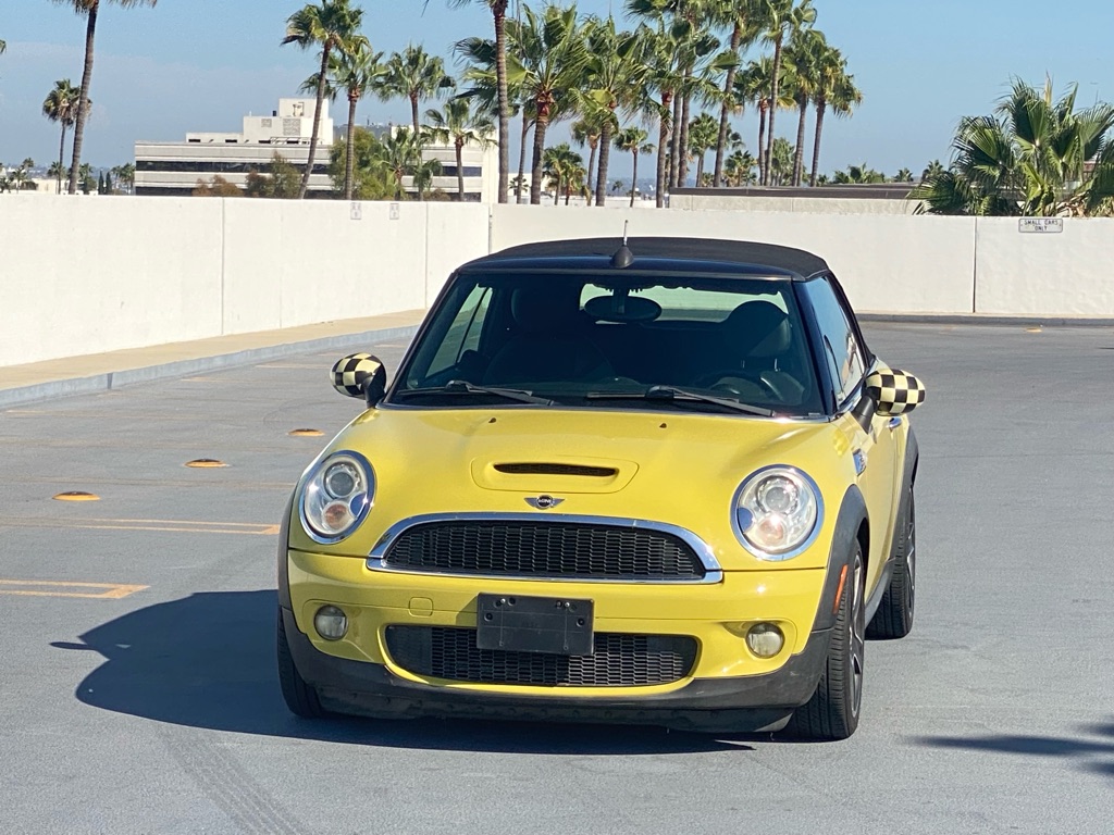 Photo 10 of this MINI COOPER